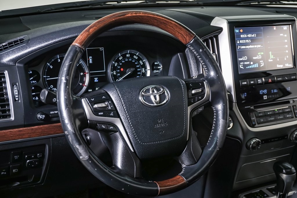 2017 Toyota Land Cruiser SUV 22