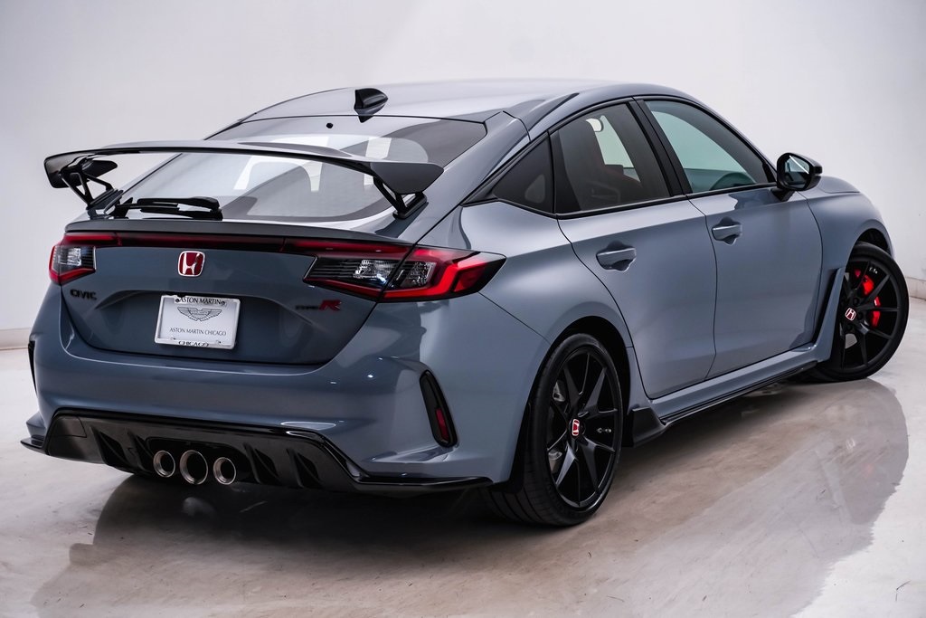 2024 Honda Civic Type R Base 12