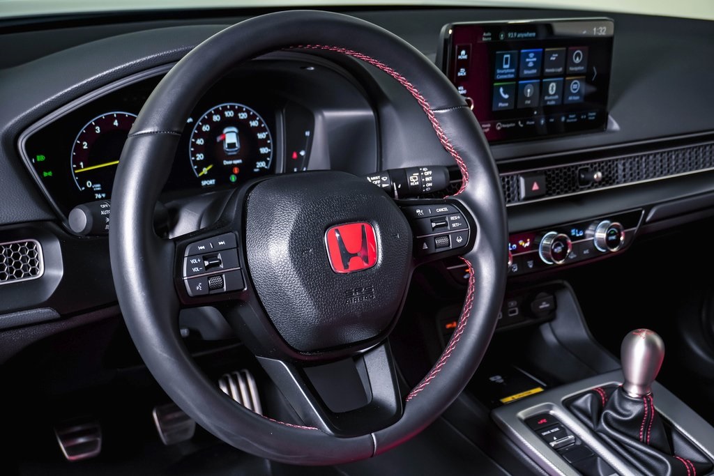 2024 Honda Civic Type R Base 27