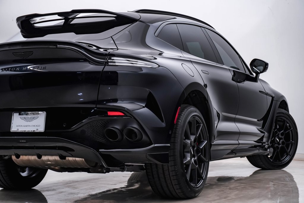 2023 Aston Martin DBX 707 10