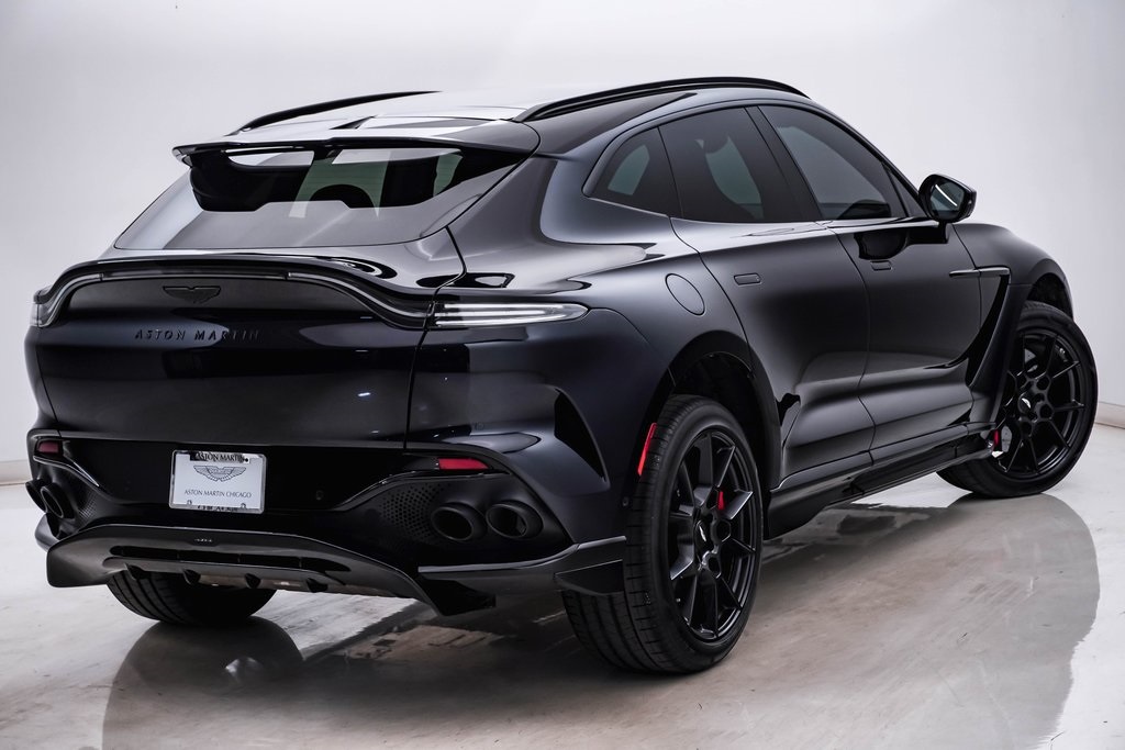 2023 Aston Martin DBX 707 11