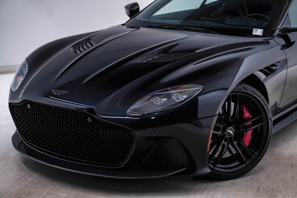 2022 Aston Martin DBS Superleggera 4