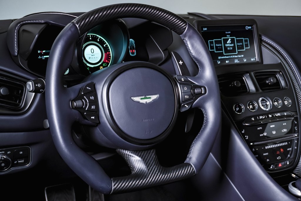 2022 Aston Martin DBS Superleggera 28