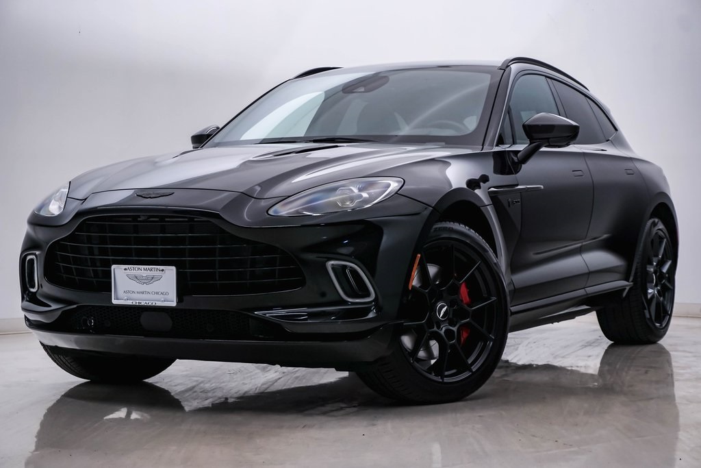 2021 Aston Martin DBX Carbon 1