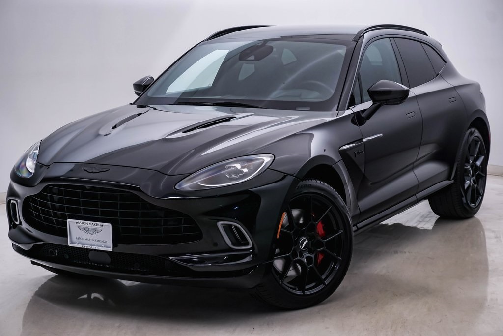 2021 Aston Martin DBX Carbon 3