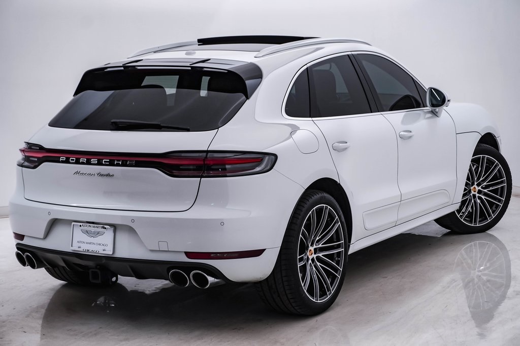 2021 Porsche Macan Turbo 10