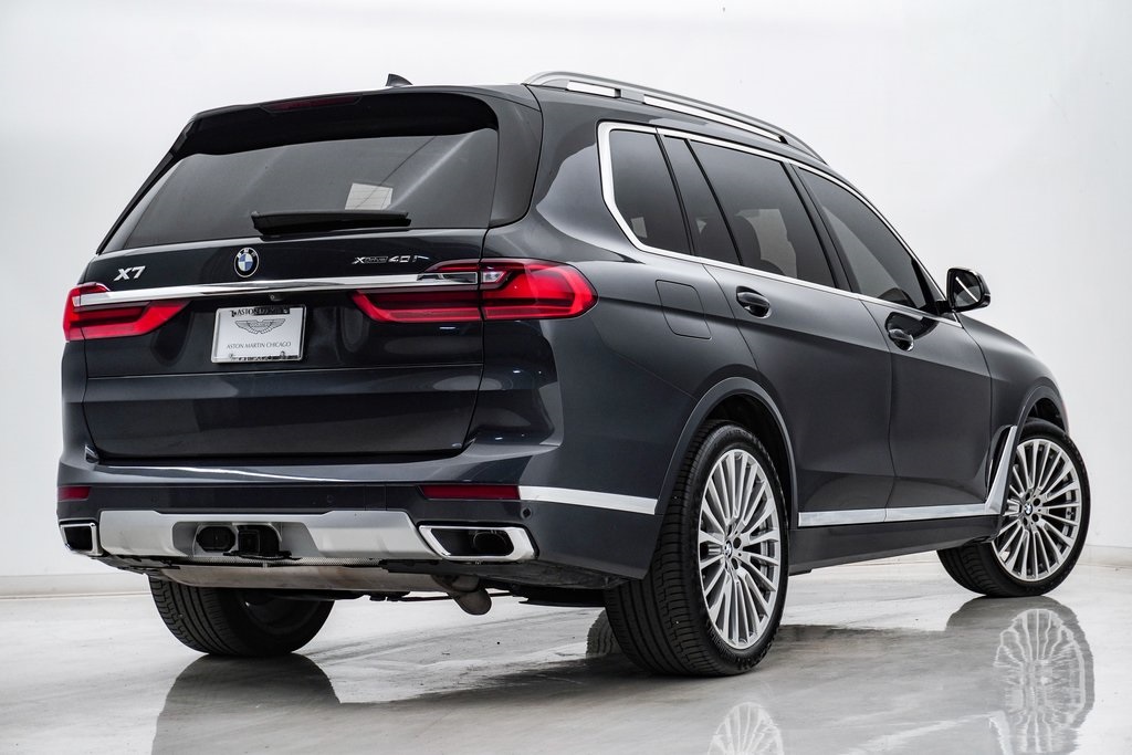 2022 BMW X7 xDrive40i 9