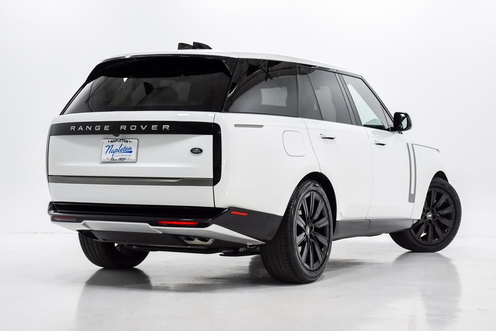 2023 Land Rover Range Rover SE 34