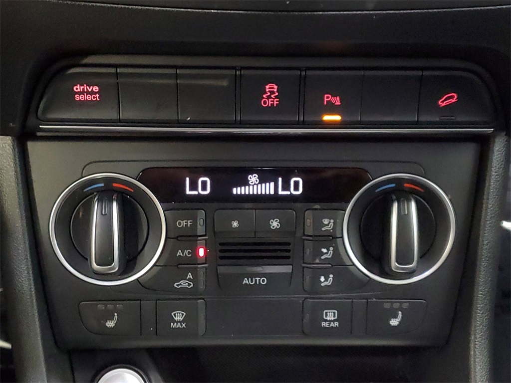 2018 Audi Q3 2.0T Premium Plus 16