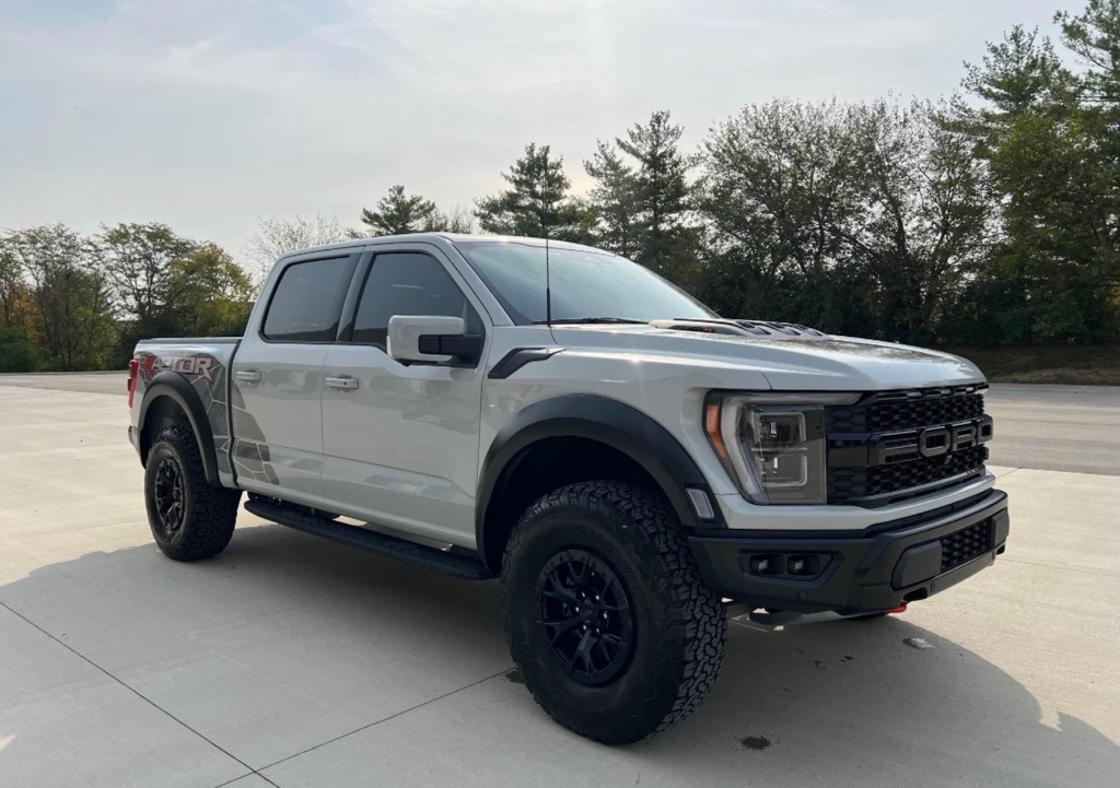 2023 Ford F-150 Raptor 4