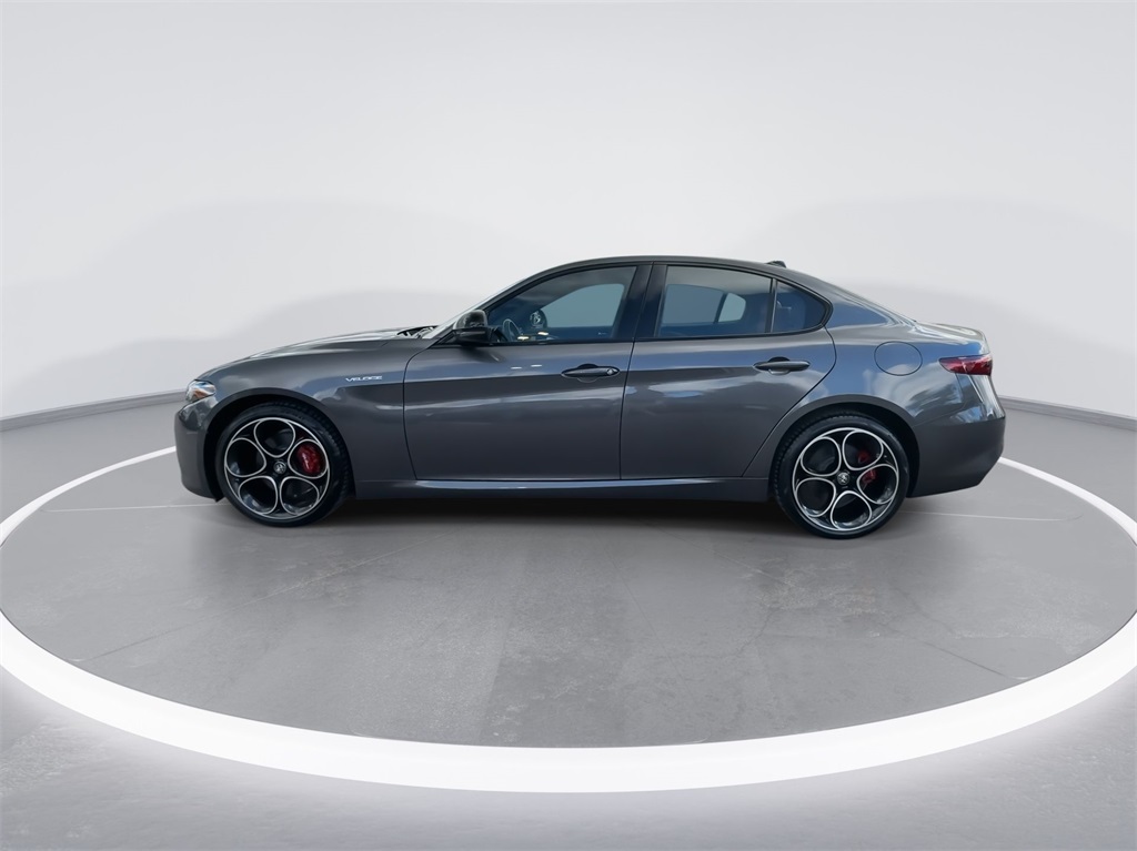 2023 Alfa Romeo Giulia Veloce 6