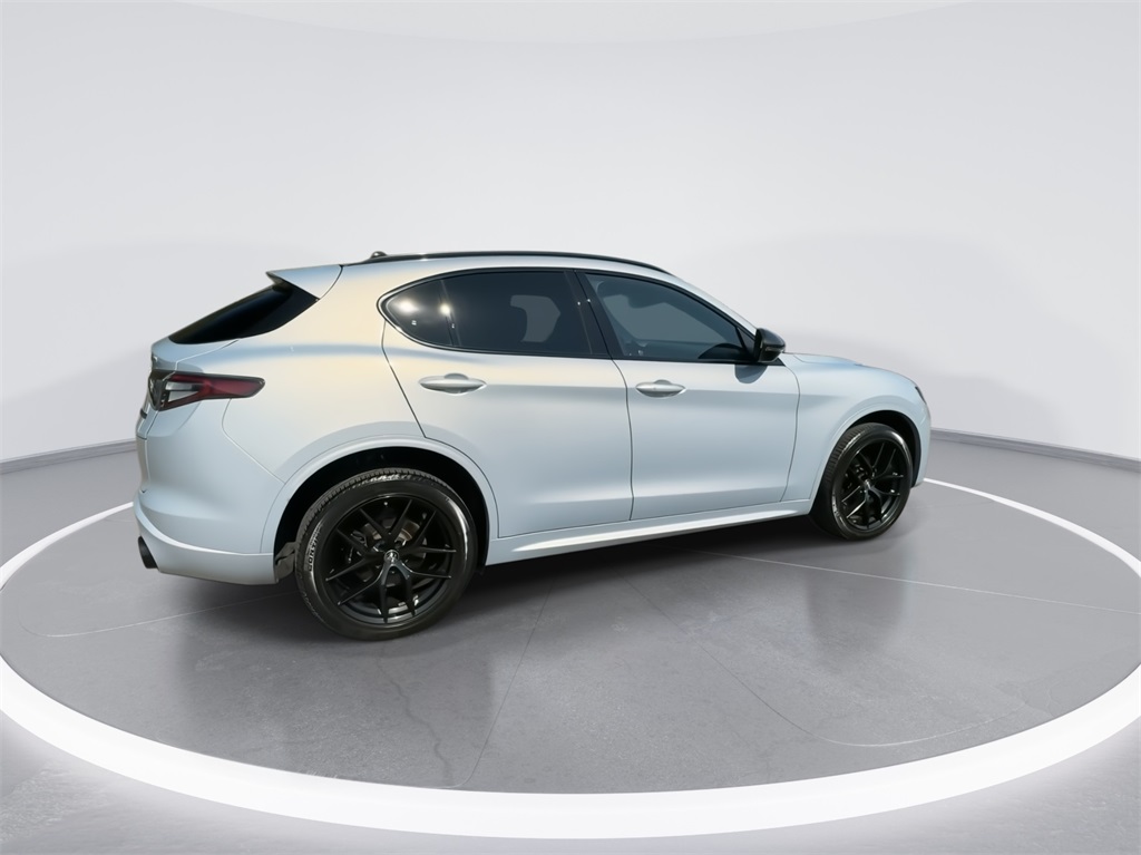 2021 Alfa Romeo Stelvio Ti Sport 12