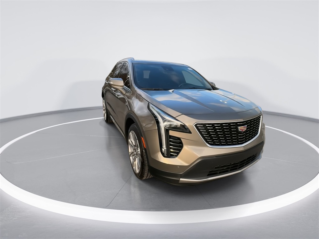 2020 Cadillac XT4 Premium Luxury 2