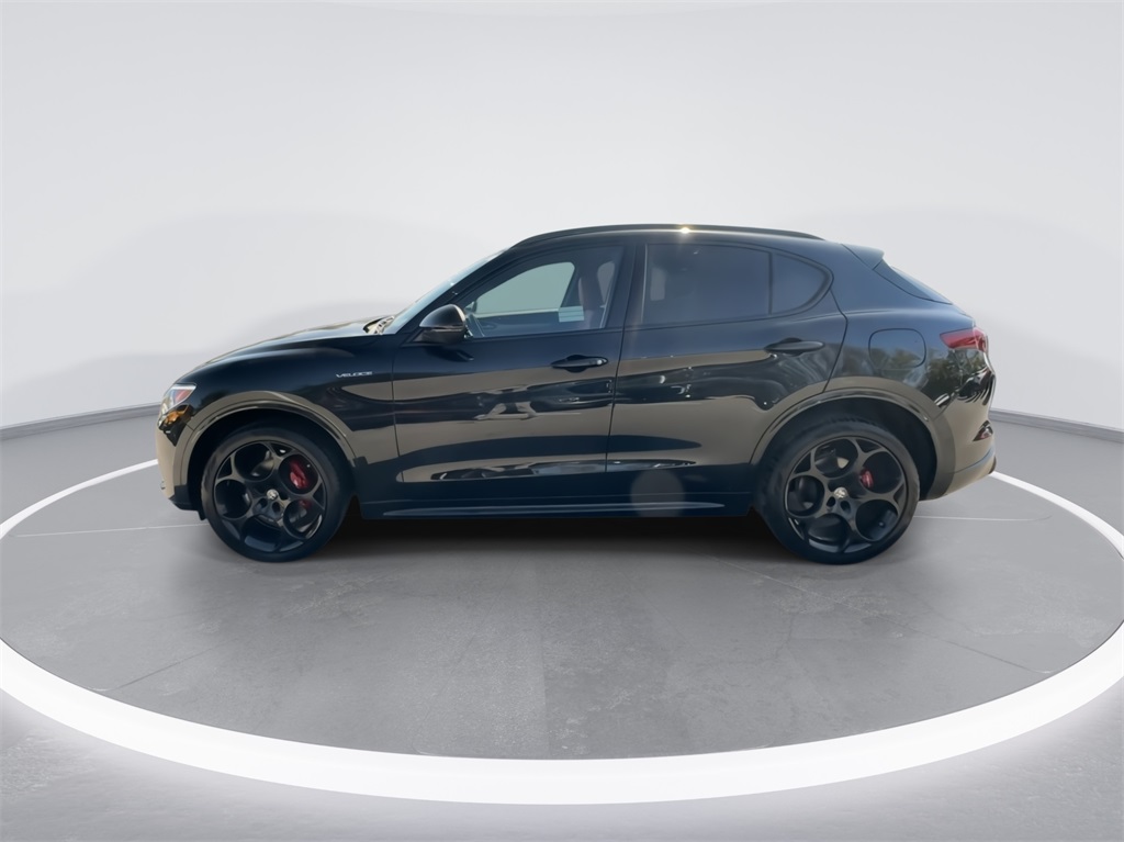 2023 Alfa Romeo Stelvio Veloce 6