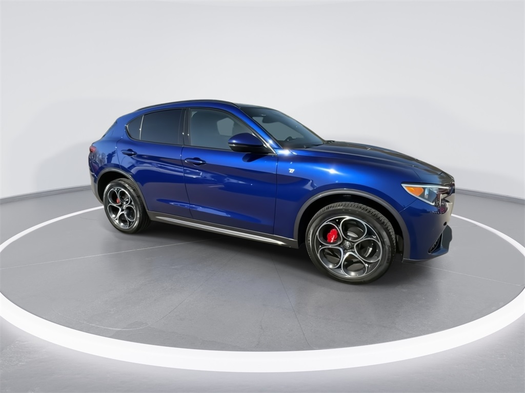 2023 Alfa Romeo Stelvio Ti 13