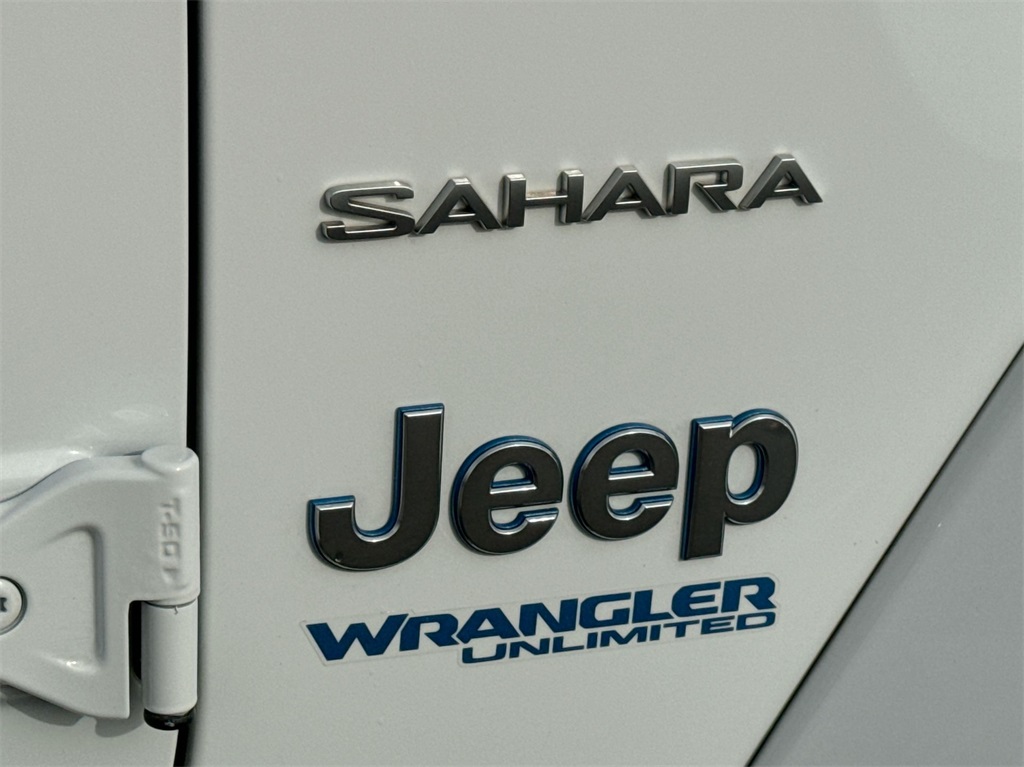 2021 Jeep Wrangler Unlimited Sahara 4xe 14