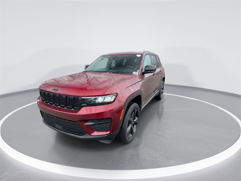 2023 Jeep Grand Cherokee Altitude 4