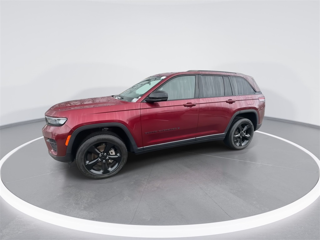 2023 Jeep Grand Cherokee Altitude 5