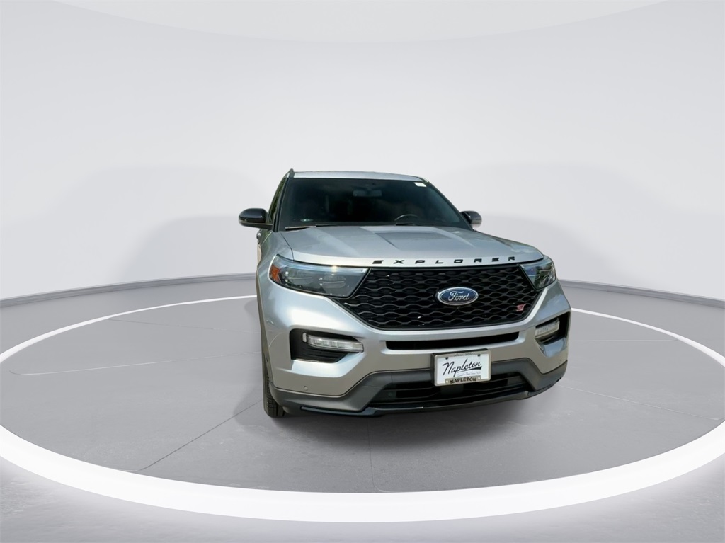 2021 Ford Explorer ST 3