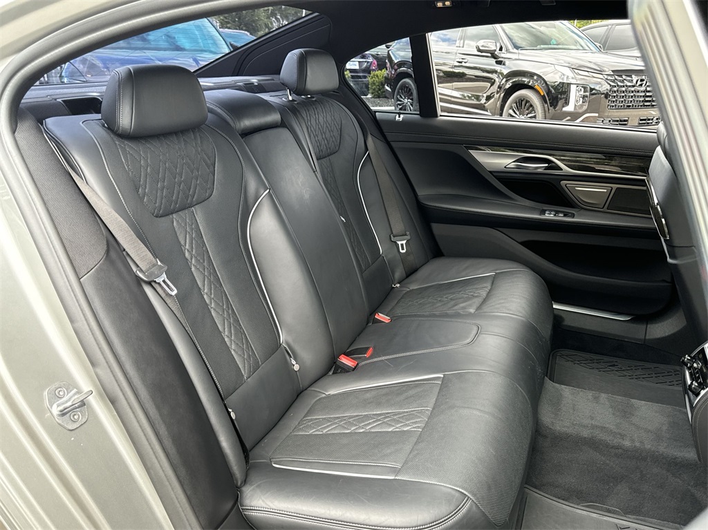 2020 BMW 7 Series 750i xDrive 35