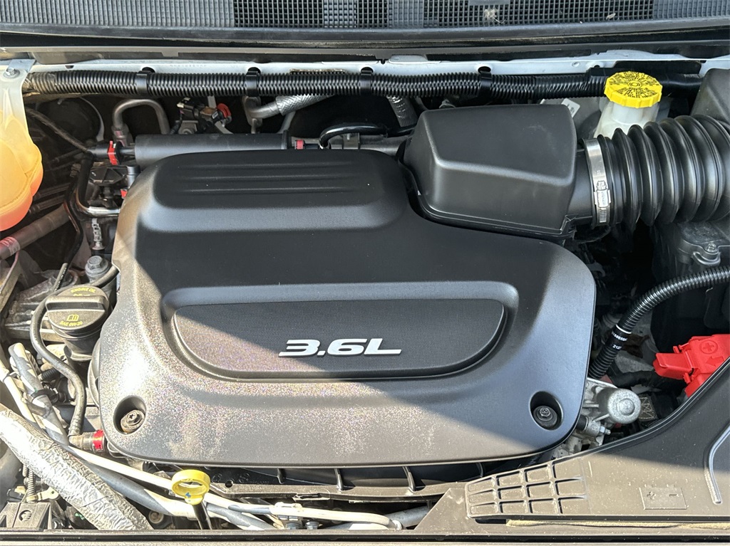 2018 Chrysler Pacifica Touring L Plus 16