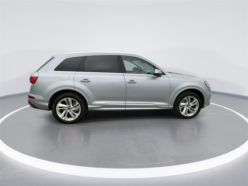 2024 Audi Q7 55 Premium Plus 12