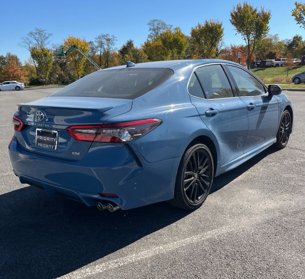 2023 Toyota Camry XSE 3