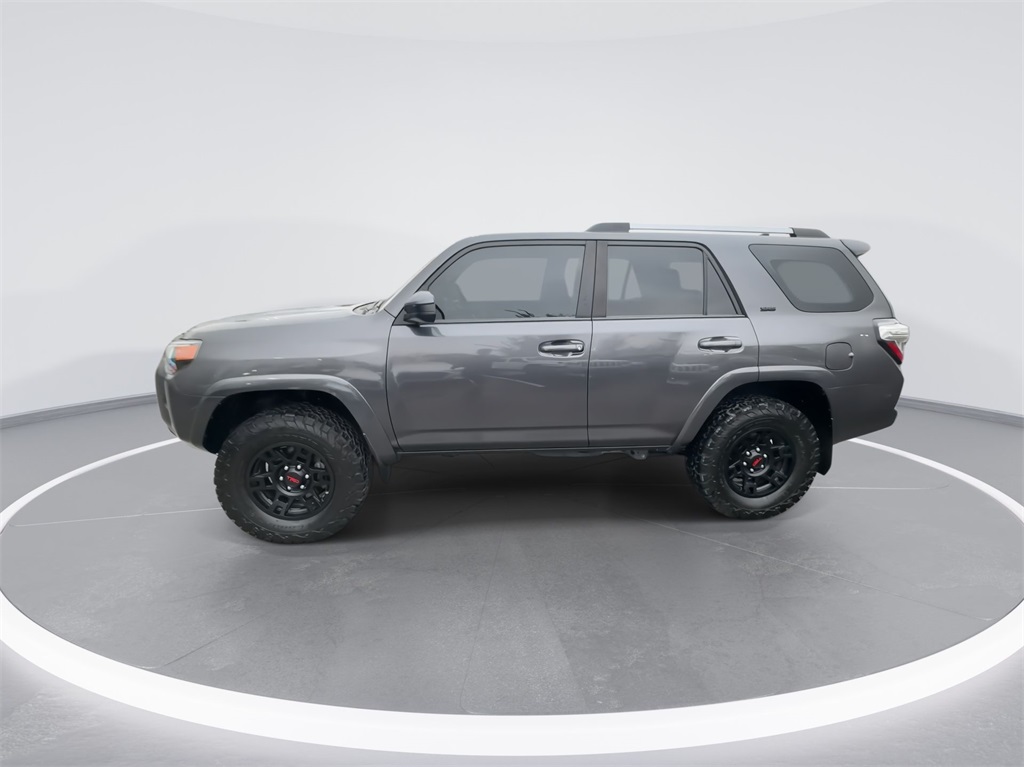 2020 Toyota 4Runner SR5 6