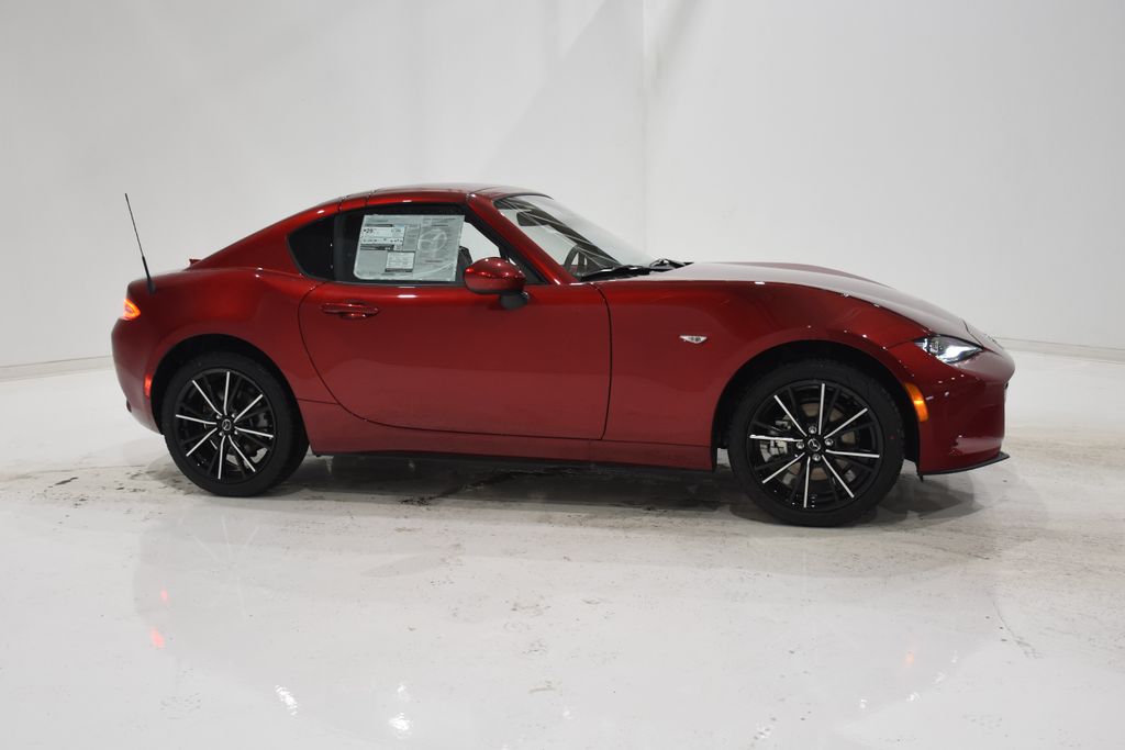 2024 Mazda MX-5 Miata RF Grand Touring 3