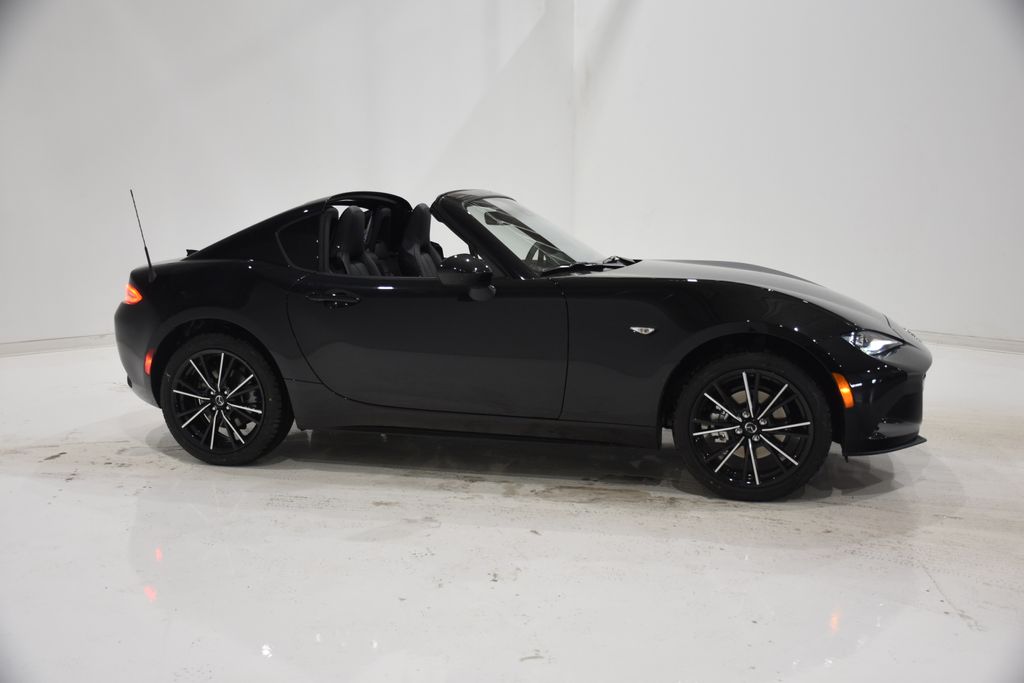 2024 Mazda MX-5 Miata RF Grand Touring 8