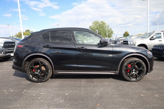 2024 Alfa Romeo Stelvio Ti 4