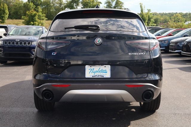 2024 Alfa Romeo Stelvio Ti 6