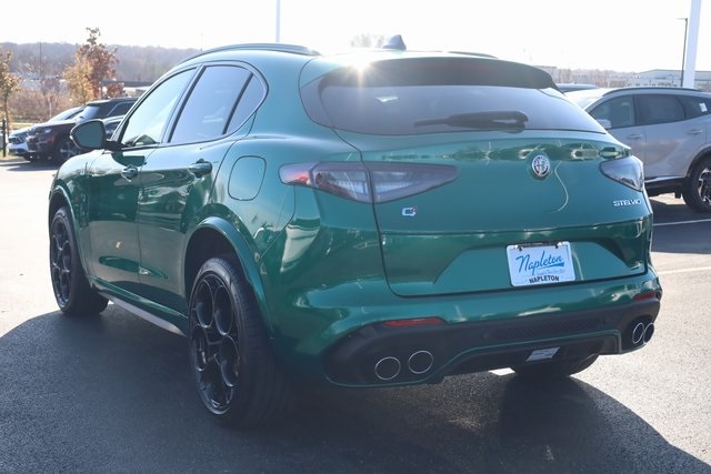 2024 Alfa Romeo Stelvio Quadrifoglio 6