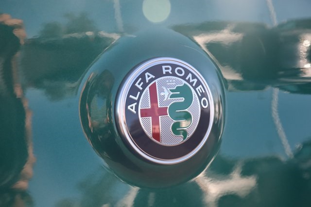 2024 Alfa Romeo Stelvio Quadrifoglio 8