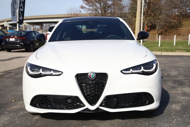 2025 Alfa Romeo Giulia Sprint 3