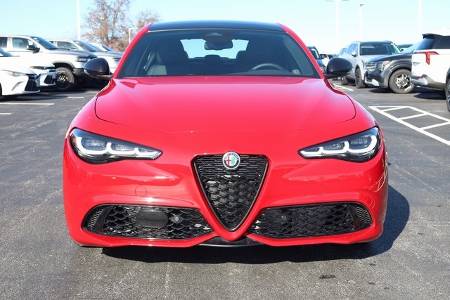 2025 Alfa Romeo Giulia Tributo Italiano 3