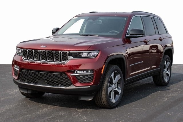 2023 Jeep Grand Cherokee Base 4xe 3