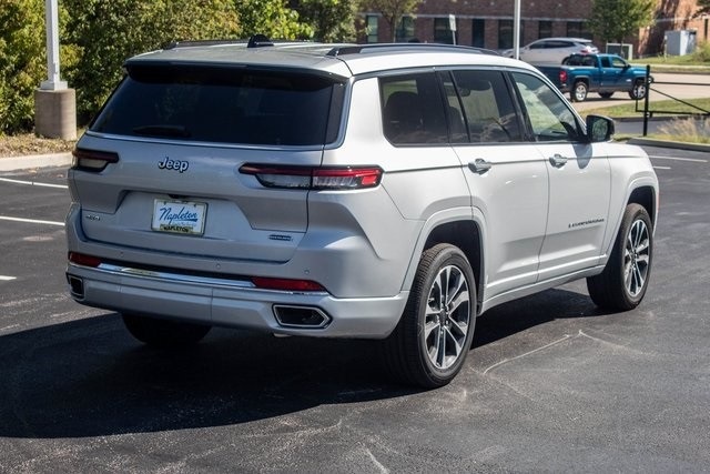 2024 Jeep Grand Cherokee L Overland 7