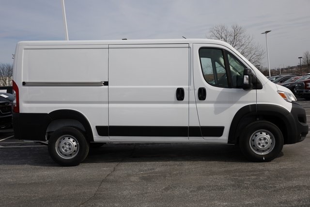 2023 Ram ProMaster 1500 Low Roof 4