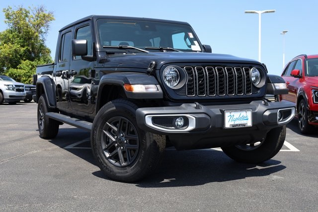 2024 Jeep Gladiator Sport 2