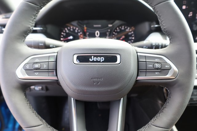 2024 Jeep Compass Latitude Lux 11