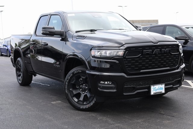 2025 Ram 1500 Big Horn/Lone Star 2