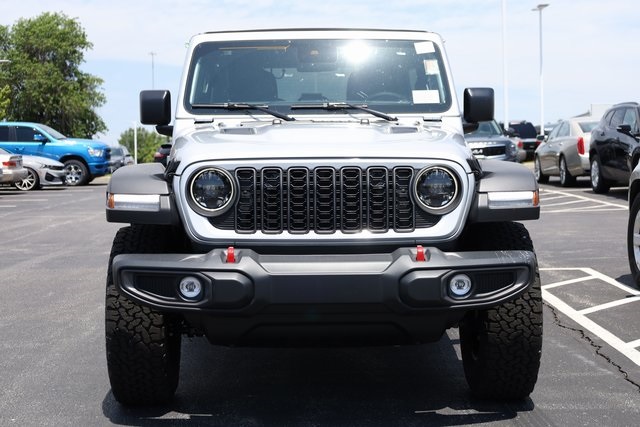 2024 Jeep Wrangler Rubicon 2