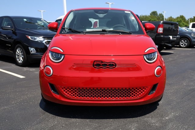 2024 Fiat 500e Battery Electric 1