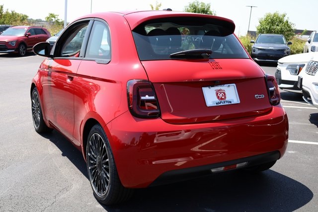 2024 Fiat 500e Battery Electric 3