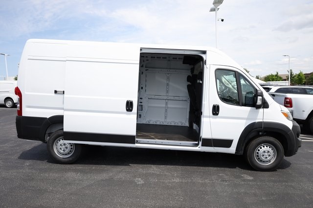 2024 Ram ProMaster 2500 High Roof 19