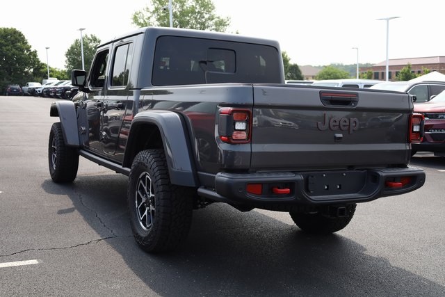 2024 Jeep Gladiator Rubicon 5