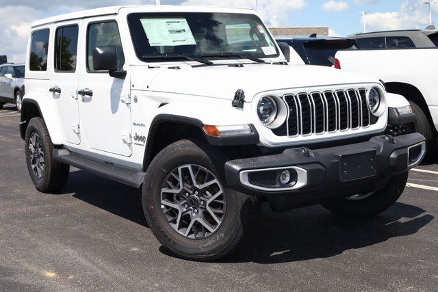 2024 Jeep Wrangler Sahara 2