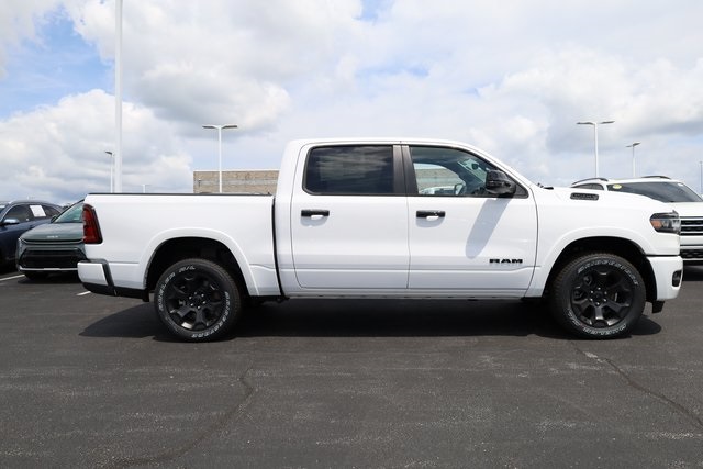 2025 Ram 1500 Big Horn/Lone Star 4