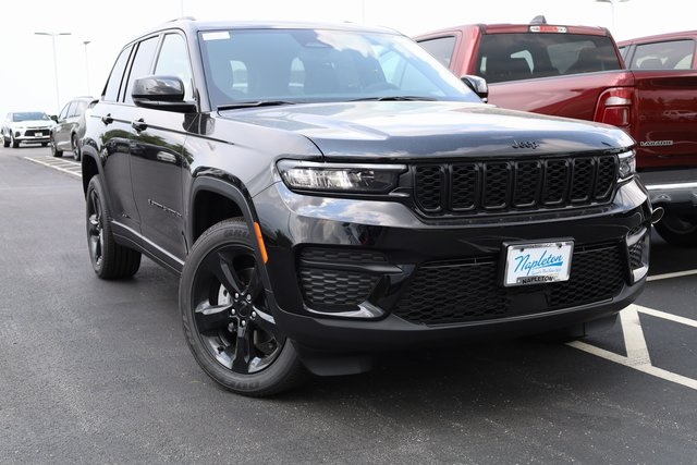 2024 Jeep Grand Cherokee Altitude X 2